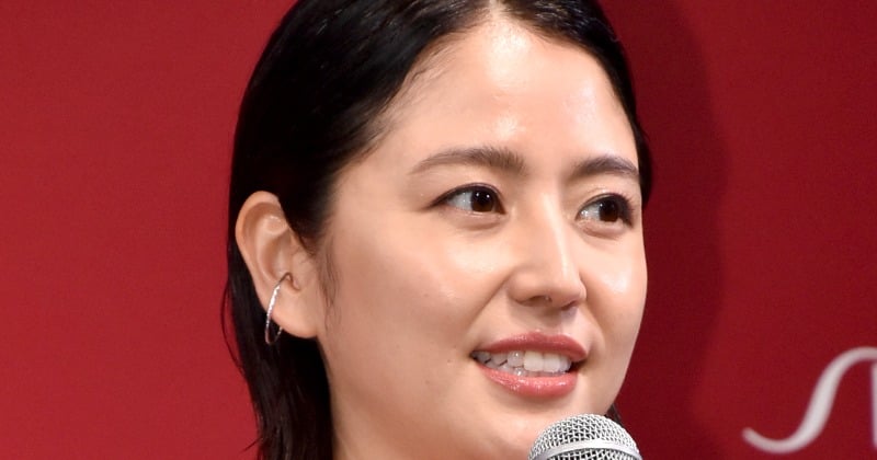 長澤まさみ、結婚報告の直筆文字に注目集まる「びびった」「完璧すぎるな」