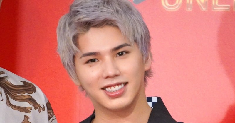 マイファスHiro、父・森進一、兄・ワンオクTaka、妻・山本舞香との家族ショットに反響「すげぇ!」「豪華すぎる」「すごく貴重なShot」 新年に森が公開