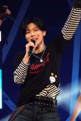 �wTAGRIGHT showcase -REVEAL as 1-�x�O���v���X�R�[���ɎQ������TAGRIGHT�E���R�q�� (C)ORICON NewS inc. 