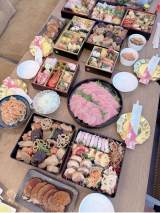 �Ҋ���u�V�N�����܂��Ă��߂łƂ��������܂��v (�ʐ^�̓u���O���) 