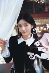 ILLIT�A�������ꂽ���g�����_���ȃr�W���A����I�@���{�f�W�^���V���O���uSunday Morning�v�R���Z�v�g�t�H�g���J 