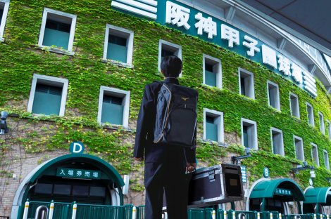 �f��w�h���̃o�b�N�z�[���x�i���J���j��ʎʐ^�iC�j2025�u�h���̃o�b�N�z�[���v����ψ��� 