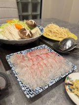 �x�����݁u����͎�l�Ɠ�l�ŁA��������������y���݂܂����v(�ʐ^�̓u���O���) 