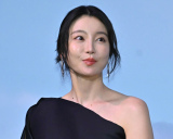 �f��w�ˋ�̌��ƉR�����L�x�������䂠�����ɓo�d���������S�� (C)ORICON NewS inc. 