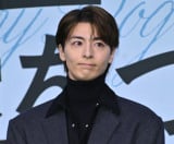 �f��w�ˋ�̌��ƉR�����L�x�������䂠�����ɓo�d���������^�� (C)ORICON NewS inc. 