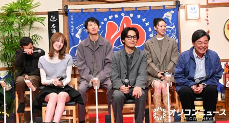 EX�V���j�i�C�g�h���}�w�T�コ��A�����b�N�J���Ă܂���x���씭�\�L�҉�ɏo�Ȃ����i�O�񍶂���j�����Ђ���A���c�����A���Ό� �i��񍶂���j���V�a��A��q�F��A�ЎR�F�� �iC�jORICON NewS inc. 