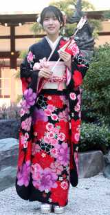 �u2026�N�V���l�����o�[���l��(��\�΂̂ǂ�)�v�ɎQ�������F��� (C)ORICON NewS inc. 