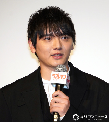 ���R�뎡�̉ߋ����𖱂ߊ��S�[���ȗl�q���������_�c���b=�w�f�惉�X�g�}�� -FIRST LOVE-�x��q�b�g���!���t�@�[�X�g�E���u�����䂠������ (C)ORICON NewS inc. 