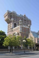 �^���[�E�I�u�E�e���[�ł̓X�y�V�����o�[�W�����u�^���[�E�I�u�E�e���[�g�A�����~�e�b�h�h�v�����{(C)Disney 