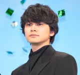 �f��w�قǂȂ��A���ʂ�ł��x������I���䂠�����ɓo�d�����k�����C (C)ORICON NewS inc. 