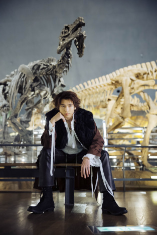 �w���i�_���J�����_�[ 2026.04-2027.03�x���@�iC�jKADOKAWA�^�B�e�F���R�}�T�g 