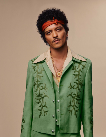 �u���[�m�E�}�[�Y�@Photo�FJohn V Esparza 