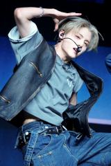 ALPHA DRIVE ONE�E�T���E�H�� (C)ORICON NewS inc. 