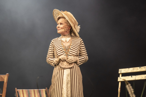 NTLive�w�E�H�����v�l�̐E�Ɓx Photo by Johan Persson 