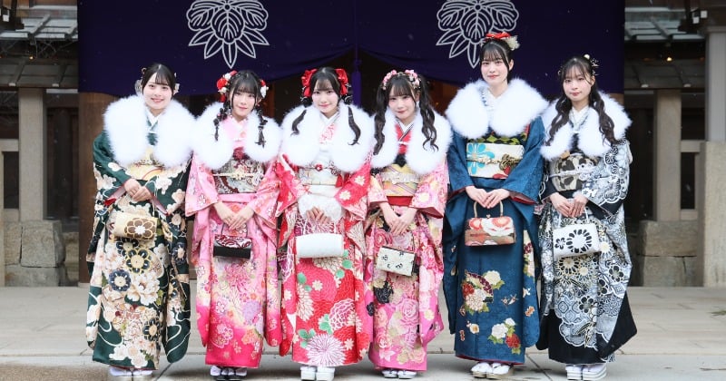 SKE48『二十歳のつどい』で艶やか振り袖姿披露 今年は“猫顔世代”に“確定次世代”