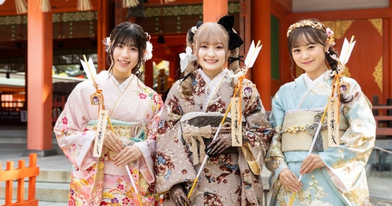 15周年イヤーのHKT48、20歳メンバーが艶やか振り袖姿 今年は「Irreplaceable世代」