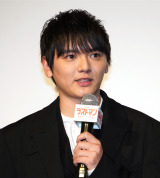 �w�f�惉�X�g�}�� -FIRST LOVE-�x��q�b�g���!���t�@�[�X�g�E���u�����䂠�����ɓo�d�����_�c���b (C)ORICON NewS inc. 