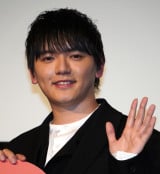 �w�f�惉�X�g�}�� -FIRST LOVE-�x��q�b�g���!���t�@�[�X�g�E���u�����䂠�����ɓo�d�����_�c���b (C)ORICON NewS inc. 