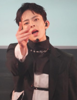 ���j�h���}�wDREAM STAGE�x���씭�\��ɓo�d����TORINNER �iC�jORICON NewS inc. 