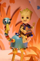 �w�C�b�c�E�A�E�X���[�����[���hwith�O���[�g�x�����{�� 