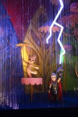 �w�C�b�c�E�A�E�X���[�����[���hwith�O���[�g�x�����{�� 