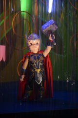 �w�C�b�c�E�A�E�X���[�����[���hwith�O���[�g�x�����{�� 