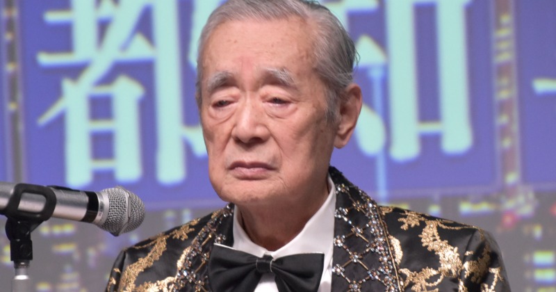 97歳ドクター・中松氏、筋トレ後“厚みのステーク”堪能する姿に反響「帝王みありますね」「カッコ良すぎるぜ」