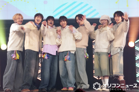 ���j�h���}�wDREAM STAGE�x���씭�\��ɓo�d����NAZE �iC�jORICON NewS inc. 