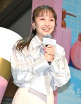 �w�D���ɂ��Ȃ��ɐ����Ă݂�WWITH MY MELODY�x�v���X���\��ɓo�ꂵ����������N���[�o�[Z�E�S�c�č؎q (C)ORICON NewS inc. 