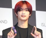 �Ȃɂ�j�q�E���������A�g��̋����h���F ���}�x�C&�吼��������́u�O�v�J�߂��� 