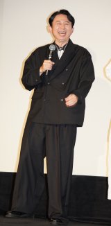 �L�g�̕� ����ŃA�h���u��́w�ʔ����18�l�x ������f�`�f��w��������l�Ɖ��c�����`��������l�p���֍s���`�x�ő���f�O��ՃC�x���g�ɓo�d�����L�g�O�s (C)ORICON NewS inc. 