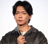 �L�g�̕� ����ŃA�h���u��́w�ʔ����18�l�x ������f�`�f��w��������l�Ɖ��c�����`��������l�p���֍s���`�x�ő���f�O��ՃC�x���g�ɓo�d�����}�a�J�����u���[�E��c�N���X�^�� (C)ORICON NewS inc. 