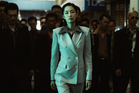 �E�H���E�W�A�����w���C�h�E�C���E�R���A�x�f�B�Y�j�[�v���X�̃X�^�[�ɂĎ����E���֔łőS�b�Ɛ�z�M���iC�j 2026 Disney and its related entities 