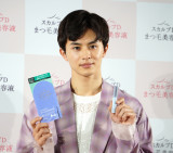 �u�w�X�J���vD�܂є��e�t�x�u�����h�A���o�T�_�[�A�C&�VWEBCM���\��v�ɏo�Ȃ��������}�E������ (C)ORICON NewS inc. 