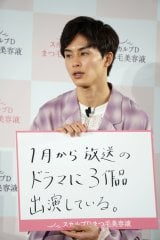 �u�w�X�J���vD�܂є��e�t�x�u�����h�A���o�T�_�[�A�C&�VWEBCM���\��v�ɏo�Ȃ��������}�E������ (C)ORICON NewS inc. 