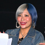 �ρ[�Ă��[�����E�M�q�A�Љ�l����Ɂu�n����3�񏑂����v �����̗��R������ 