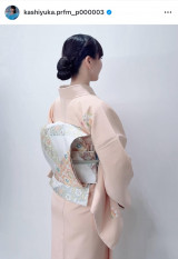 �u2026�����v�����p�̋߉e�����J����Perfume�E�����䂩 (�ʐ^�̓C���X�^�O���� @kashiyuka.prfm_p000003 ���) 