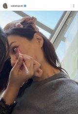 ���c�^�R���u�����񍪂����݂͂Ȃ��烁�C�N���Ă��ꂽ�v(�ʐ^�̓C���X�^�O���� @sadamayumi ���) 