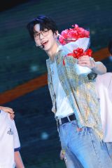 �wTOMORROW X TOGETHER WORLD TOUR IN JAPAN�x���SOOBIN(P)&(C) BIGHIT MUSIC 