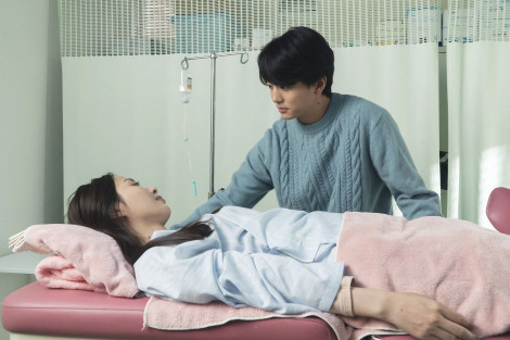 ���c�����g��t�h�A�j��3�l�Ƃ̍s�ׂ��B�e����c�@�����܂����W�J��SNS�u�ʐ^�͎B�点���Ⴞ�߁v�u�܂��N�Y�j���ȁv�w���D�D���x��3�b�y�l�^�o������z 