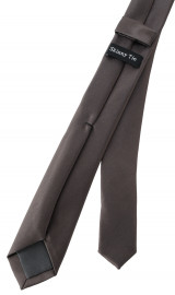 ���f�B�[�X�X�^�C���̃l�N�^�C 