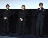 �f��w���}�g��i���� REBEL3199 ��܏� ���M�̋�͑��x������I���䂠�����ɓo�d����(������)�x�]�u�A���{�M�F�A�R���G�� (C)ORICON NewS inc. 