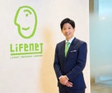 ���C�t�l�b�g�����ی�������Ђ̑�\������В��𖱂߂鉡�V�~���� 