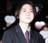 �f��w�����㓙!�x������I��f��ɏo�Ȃ������d�~����ē� (C)ORICON NewS inc. 