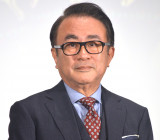 �O�J�K�쎁�A�����I�Ȋϓ_����g���U��̐ԃJ�[�e���h���u19���I�̃��[���b�p�ł́c�v 