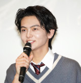 �f��w���{�̂�����x���J��畑�䂠�����ɓo�d�����V���� (C)ORICON NewS inc. 