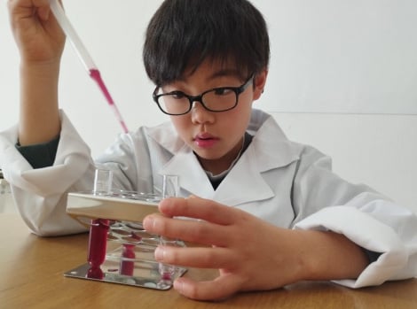 �u���͎����͌��\�K�����Ǝv���Ă���v�ƌ�鏬�w5�N���̑��q����^������G����i��chie.t.kabc2�j�� 