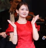 �����A�Ԃ��h���X�p��USJ�̃Z�����j�[�ɓo�� ��D���ȁw��p����x�̖��͔M�� 