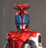 �w���ʃ��C�_�[�J�u�g�x20���N ����X�ŋL�O�̃��S�����J �N���b�N�A�b�v�����J�u�g�������Ɠo�� 