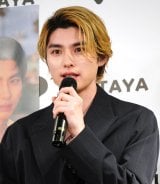 �ʐ^�W�wECHOES�i�G�R�[�Y�j�x�i���~�Ɂj�̊��s�L�O�C�x���g�O��މ�ɓo�d�����{�c���� �iC�jORICON NewS inc. 